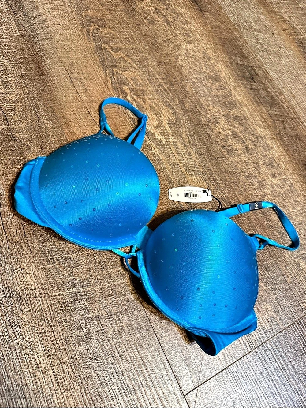 Victoria's Secret Miraculous Plunge Bra Blue 34C NWT